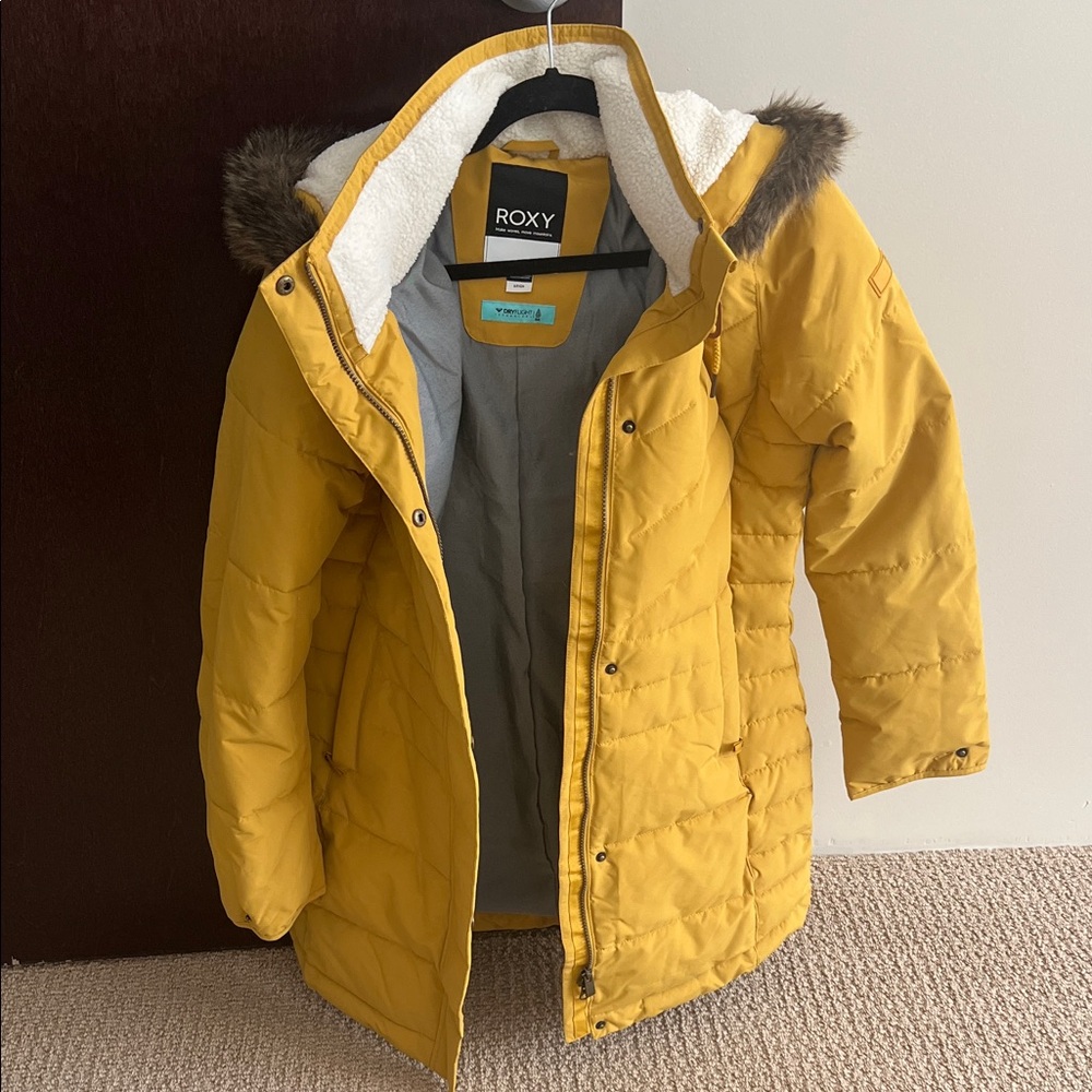 Roxy Womens Size Small Mustard Puffer Coat